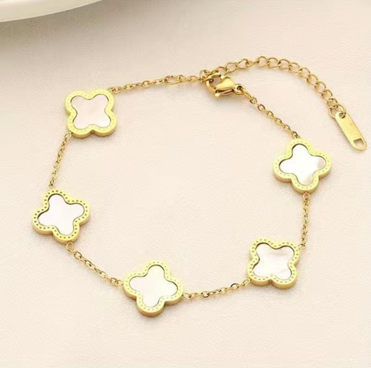 Bracelet Trèfle à Quatre Feuilles