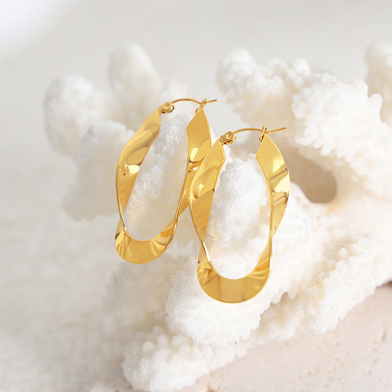 U-Shaped Twisted Design Simple Wind Earrings