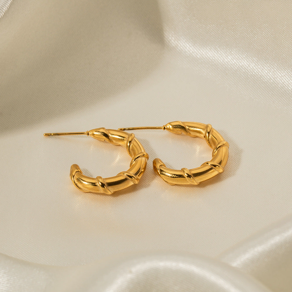 Chic C-shaped Earrings