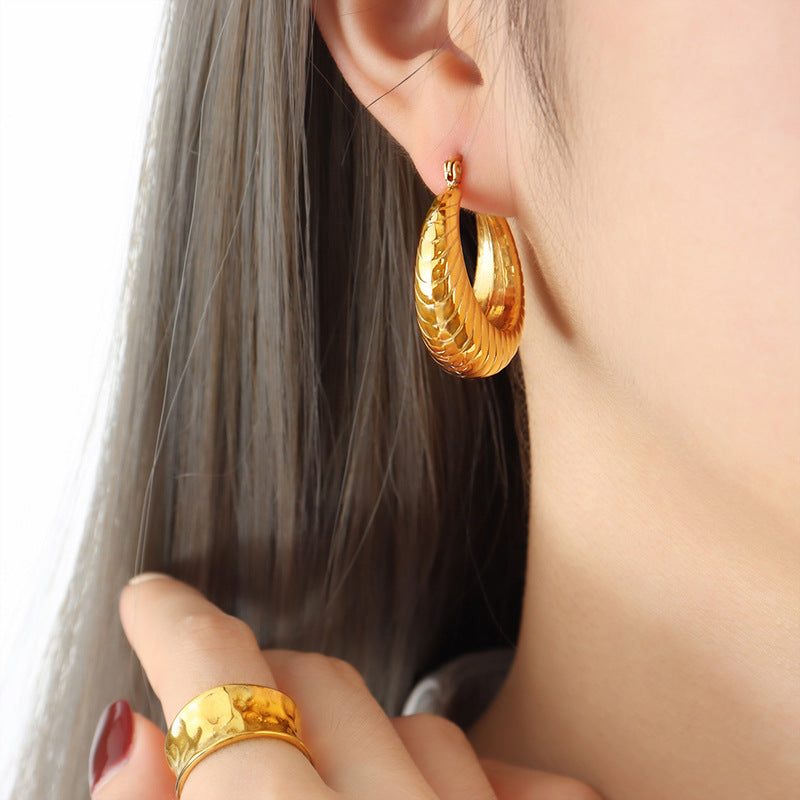 Classic Round Thread Design Earrings