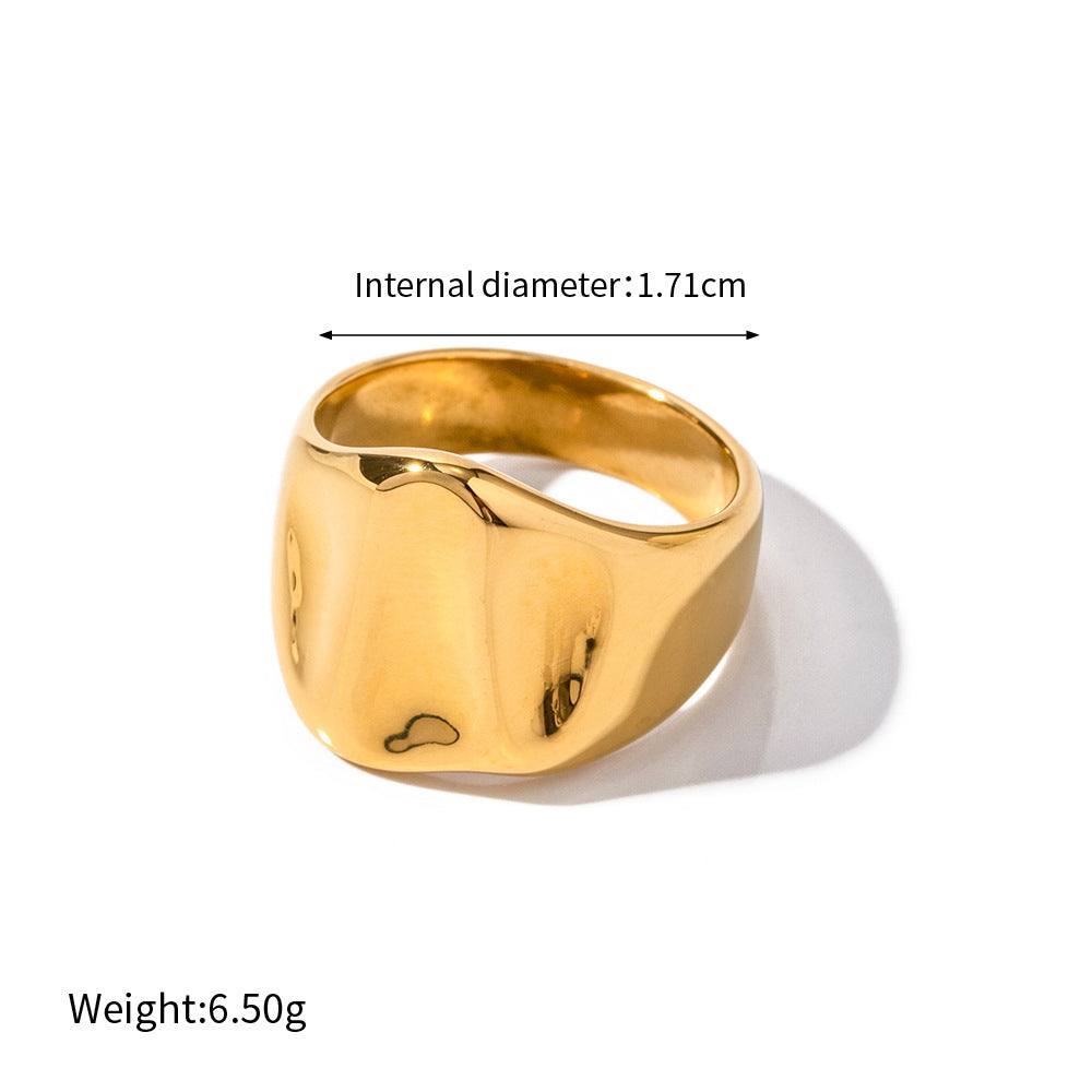 Simple Wide Hammer Pattern Design Ring