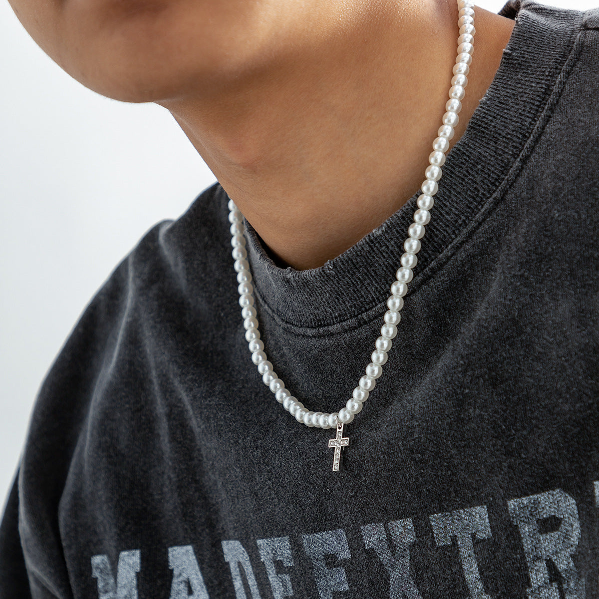 Men's Pearl Cross Chain