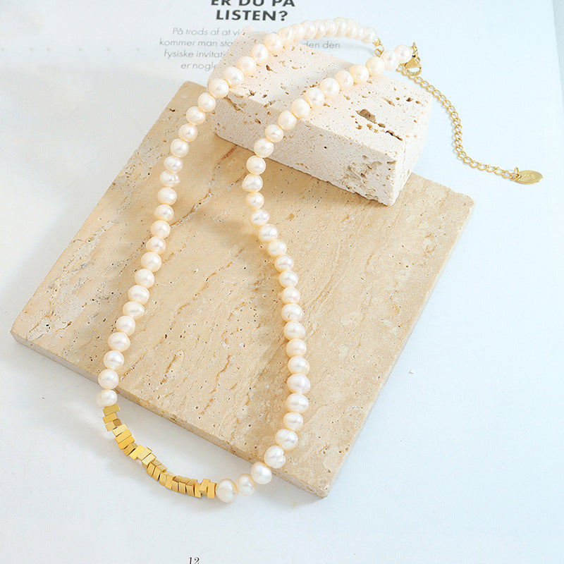 Pearl Necklace with Triangle Gold Plated Stitching