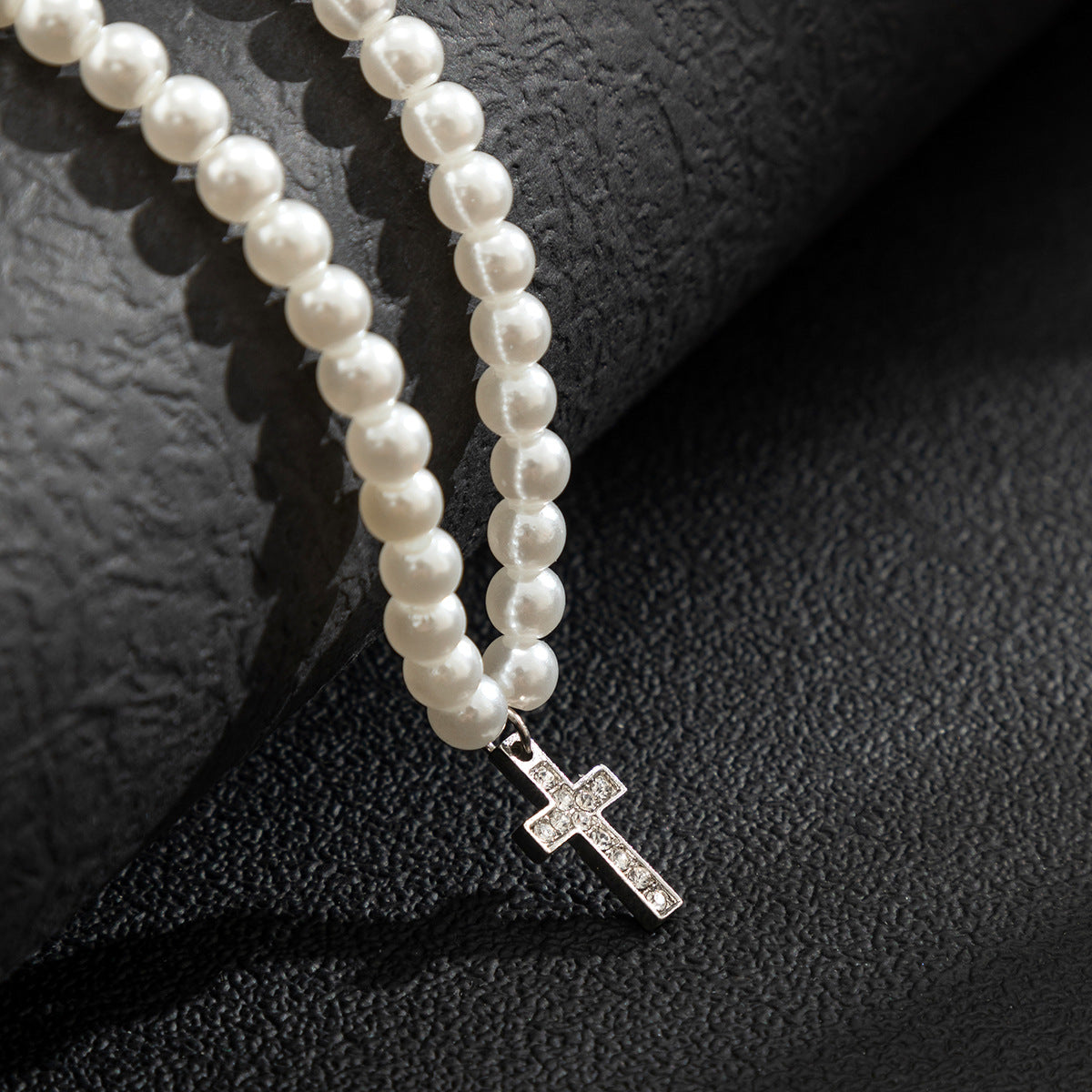 Men's Pearl Cross Chain