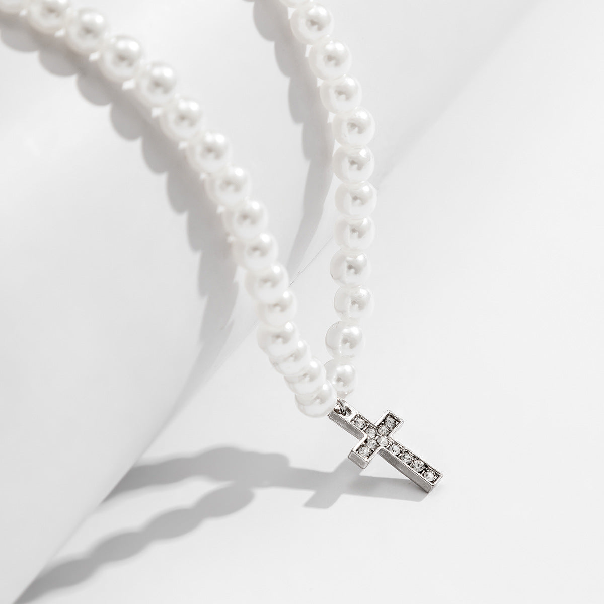 Men's Pearl Cross Chain