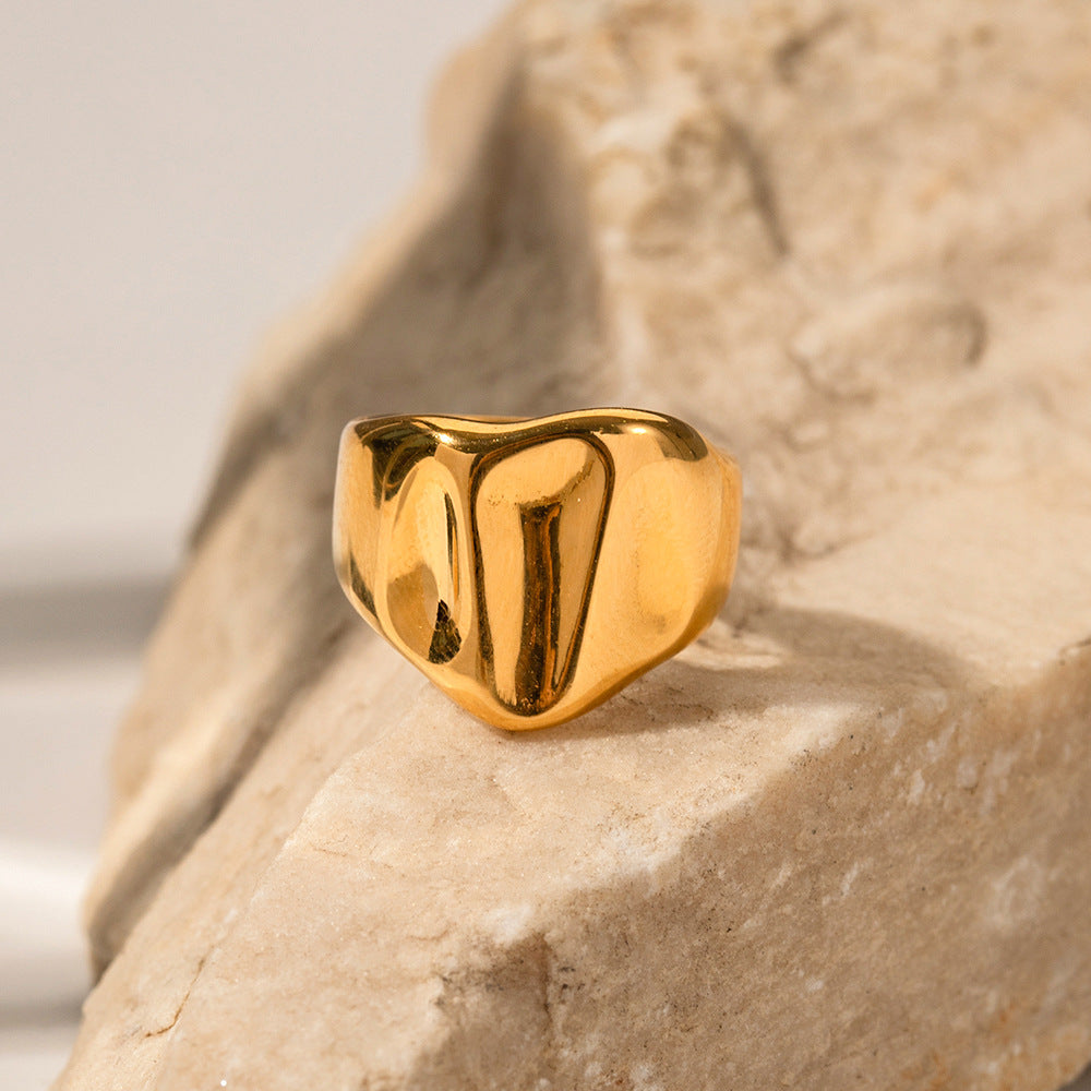 Simple Wide Hammer Pattern Design Ring