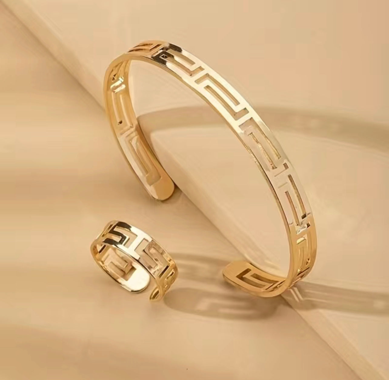 Alloy Adjustable Bangle and Ring