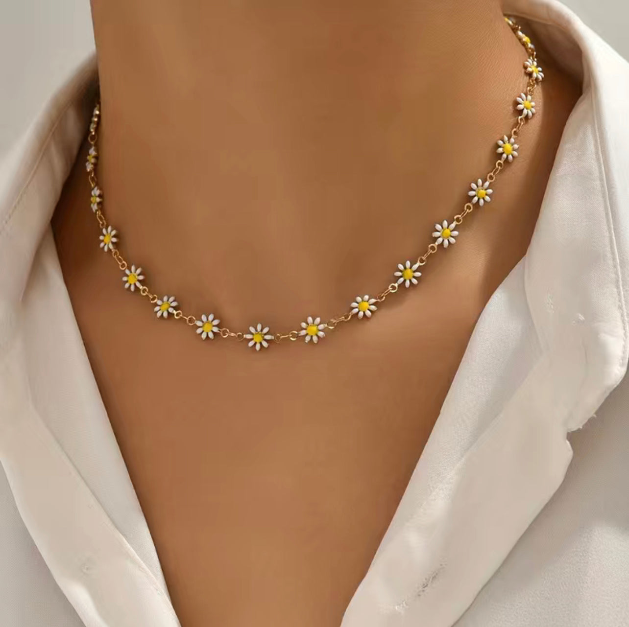 Daisy Necklace